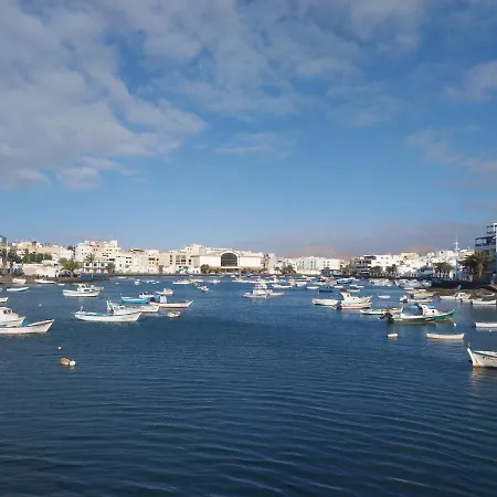 Inviting 2-bed In Arrecife *